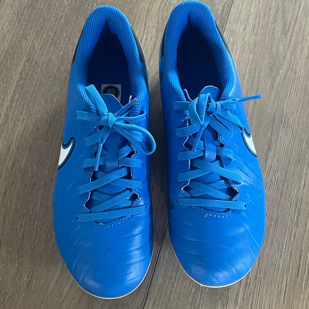 Boys nike cleats